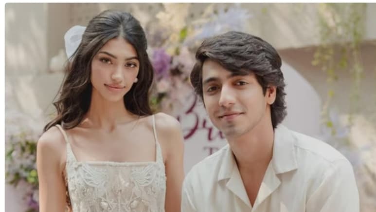 16 साल की उम्र में बहन ने पिलाई अहान पांडे को पहली बार सिगरेट, बोले- मेरे फेफड़े पूरी तरह से विकसित नहीं हुए थे