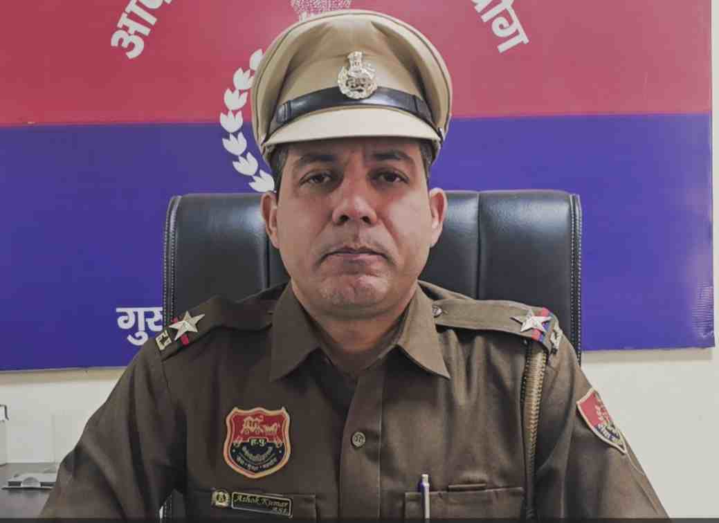 विदेश के सस्ते पैकेज और टिकट का लालच... गुरुग्राम पुलिस ने शातिर ठगी गिरोह का ऐसे किया पर्दाफाश