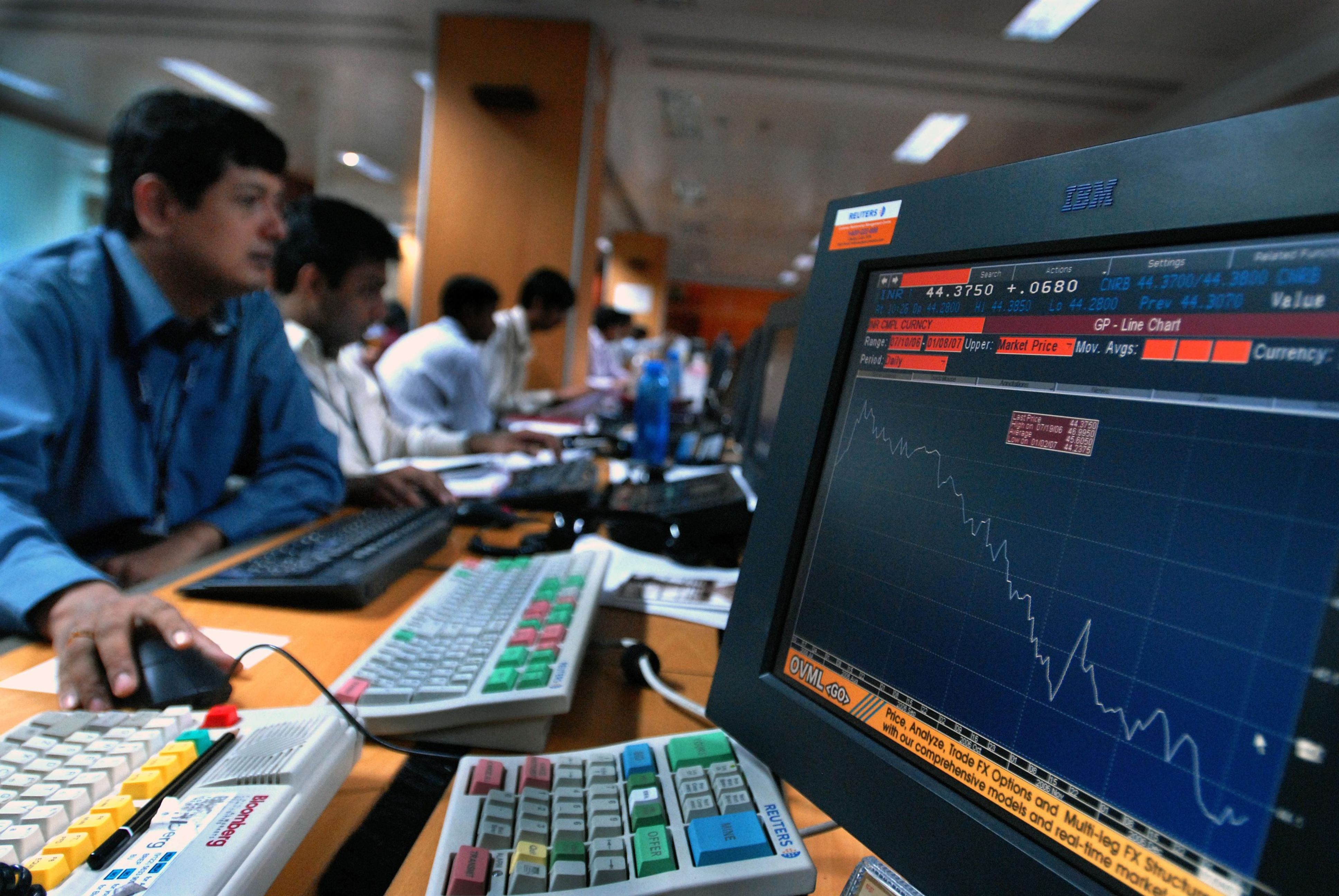 Sensex, Nifty Extend Winning Streak; End Higher For Sixth Day