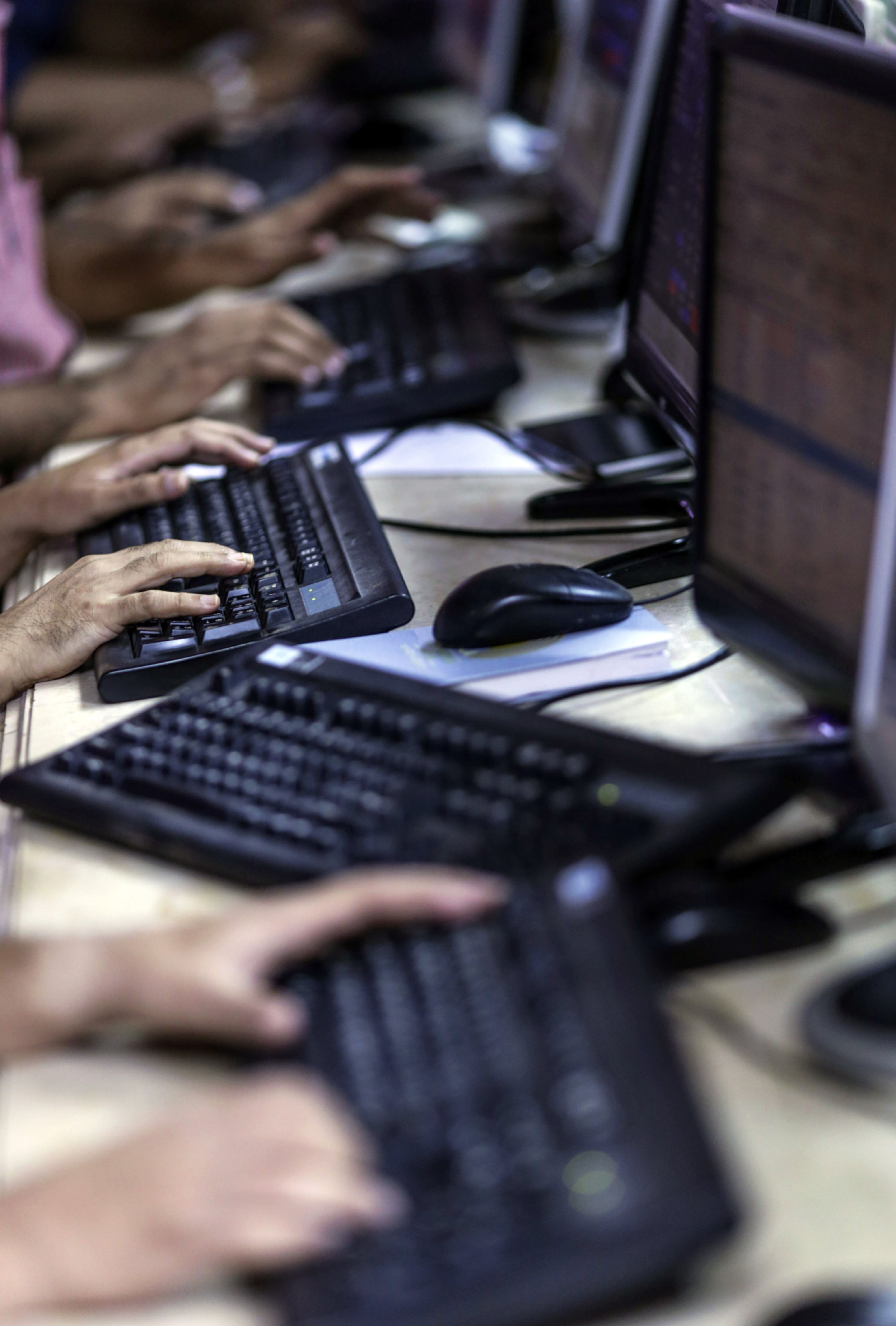 Sensex, Nifty Log Losses Dragged By Auto, Banking Stocks In Volatile Session