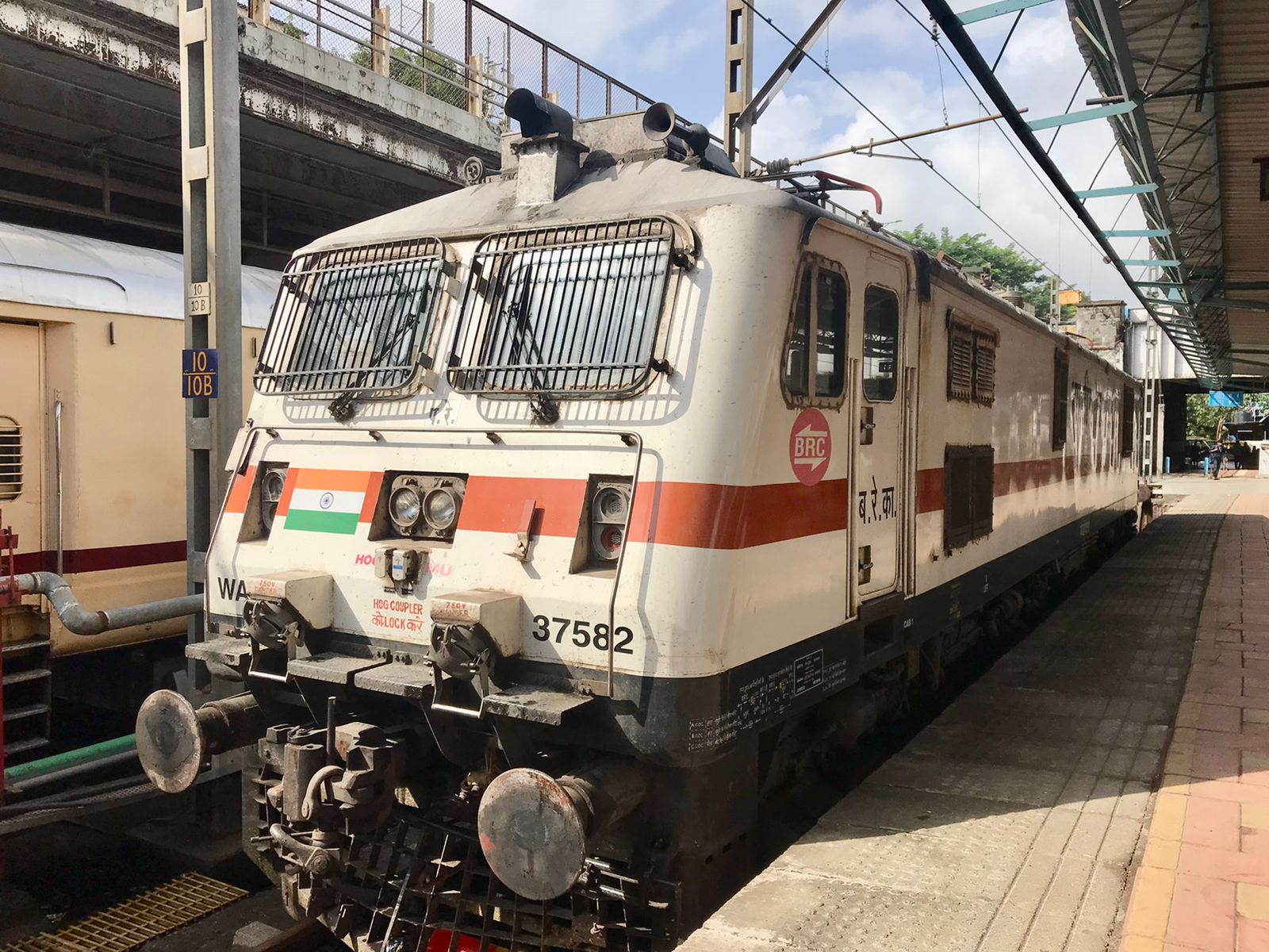 Jalgaon Train Accident Death Toll Rises To 13