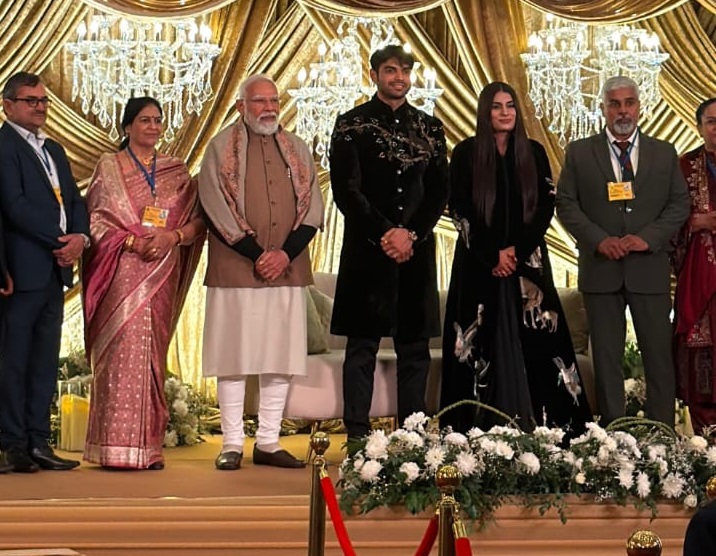 Neeraj Chopra Reception: नीरज चोपड़ा ने दिया ग्रैंड रिसेप्शन, पीएम मोदी समेत पहुंची कई हस्तियां