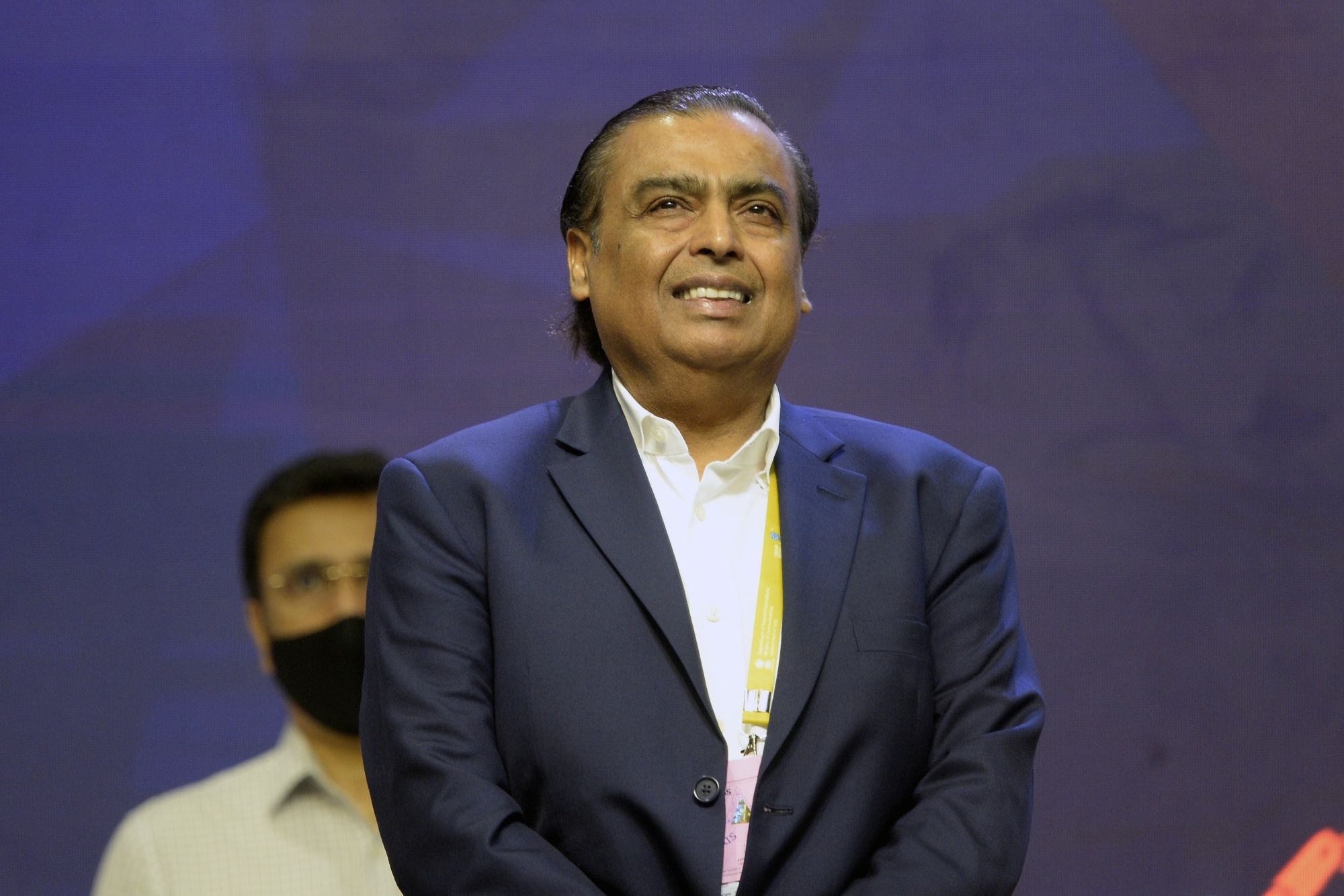 Mukesh Ambani Driving $75 Billion Green Bet as Scions Helm Other Reliance Units