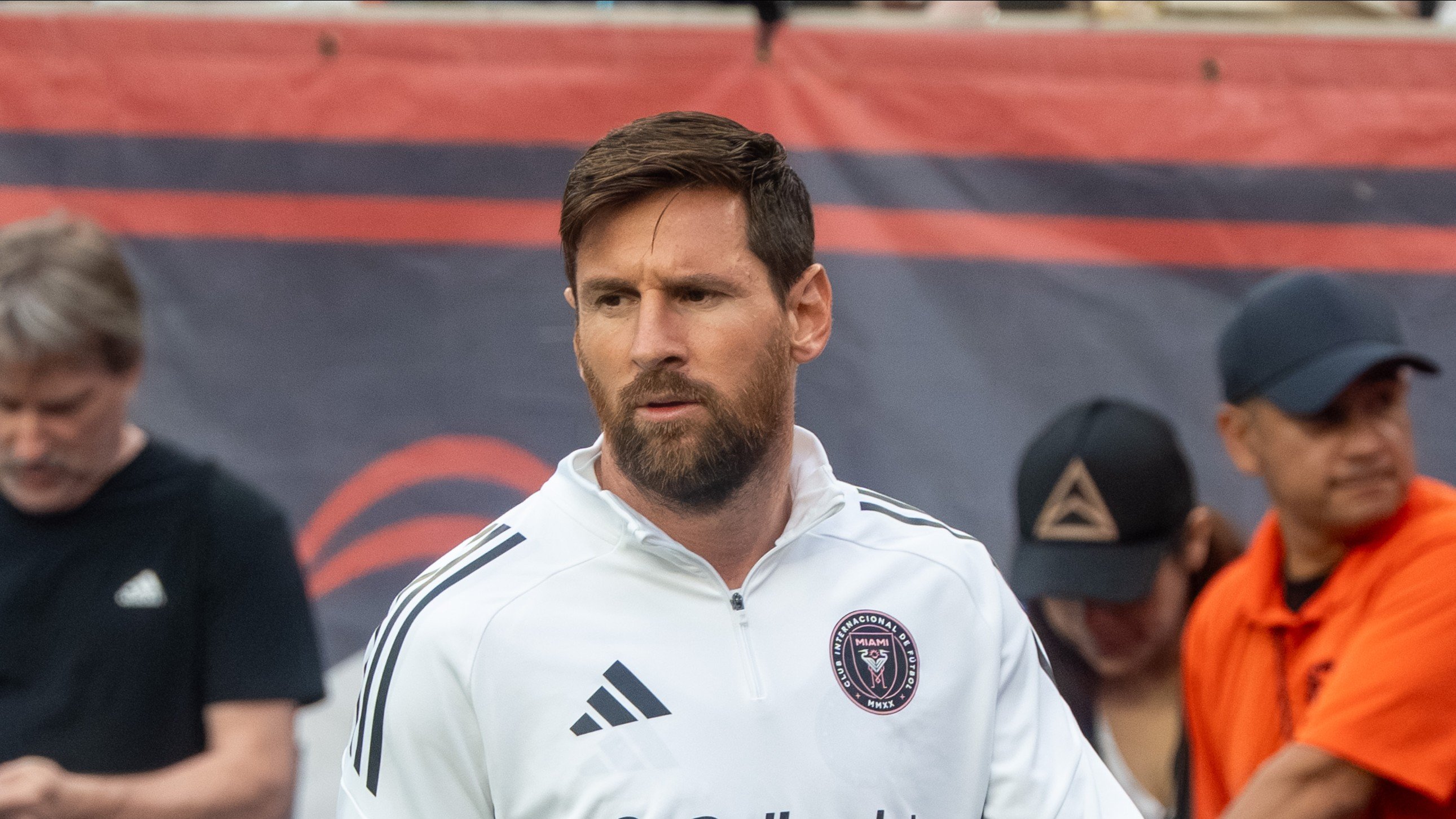 Messi Mesmerises Hyderabad As GOAT Tour Second Leg Goes Smoothly