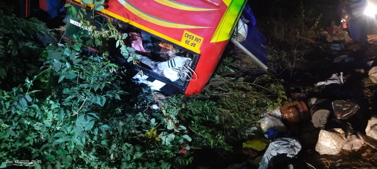 9 Dead As Bus Veers Off Road, Plunges Into Ravine In Andhra Pradesh