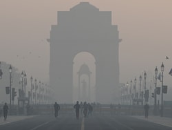 Akums Drugs Finance President Rajkumar Bafna Steps Down Citing "Delhi Pollution Level"