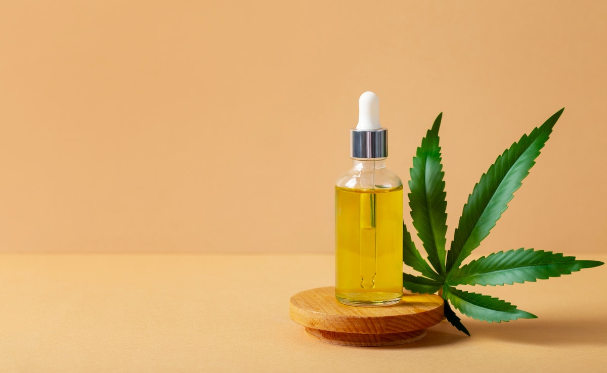 Small Study Finds Microdoses Of Cannabis Stalled Cognitive Decline In Alzheimer's Patients