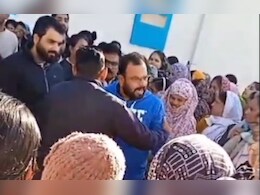 महिला कर्मचारियों का जोरदार हंगामा; कम वेतन और शोषण के खिलाफ कलेक्टर से की शिकायत