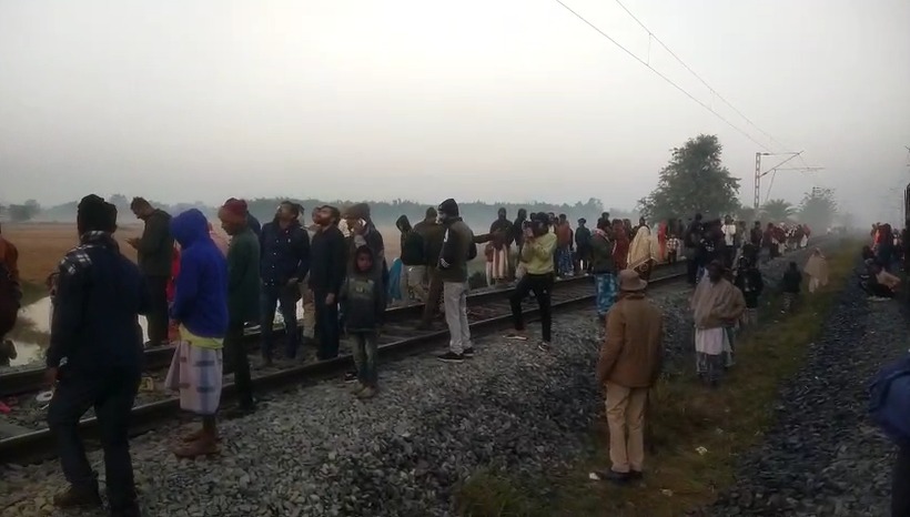 असम में बड़ा ट्रेन हादसा, राजधानी एक्सप्रेस से कट गए कई हाथी, ट्रेन के 5 डिब्बे पटरी से उतरे