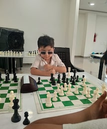 शतरंज का सूरमा, 3 साल की उम्र सर्वज्ञ सिंह ने बनाया वर्ल्ड रिकॉर्ड