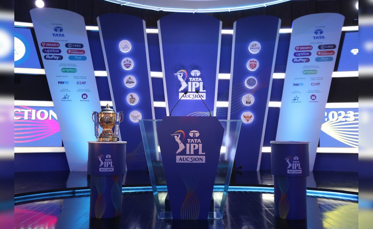 IPL 2026 ऑक्शन में इन तीन उम्रदराज खिलाड़ियों पर रहेगी फ्रेंचाइजियों की नजर, जो पल भर में पलट सकते हैं बाजी