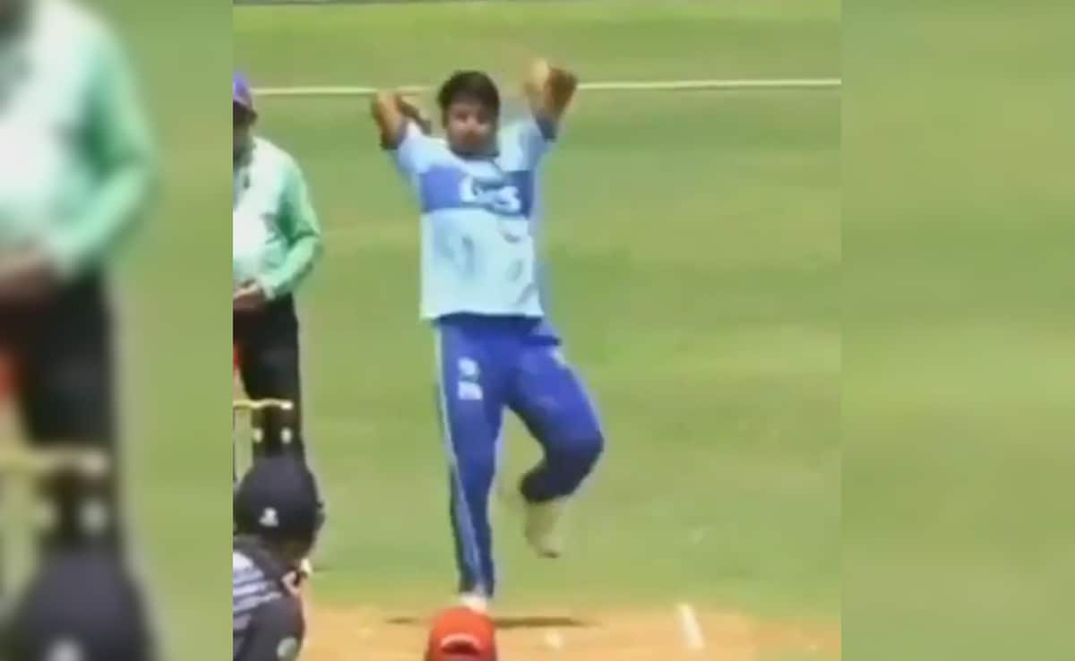 "Best Action Ever": Spinners Bizarre Bowling Style Sets Internet On Fire - Video