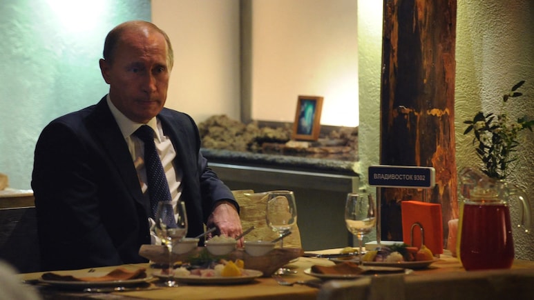 जब आप चाय पीते हैं तब तक रूस में पुतिन का डिनर हो जाता है खत्म... आखिर क्यों?