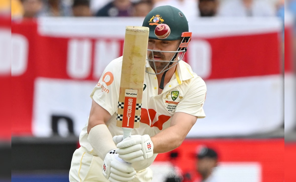 AUS vs ENG: ट्रेविस हेड ने लगातार चौथे टेस्ट में  ठोका शतक, डॉन ब्रैडमैन के महारिकॉर्ड की बराबरी कर मचाया तहलका