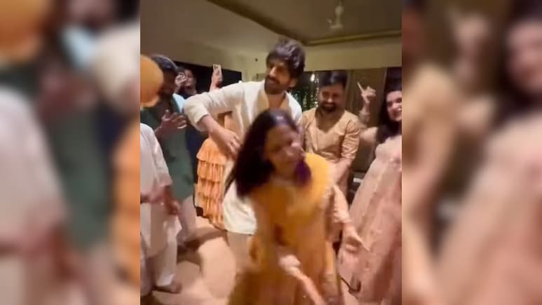 कार्तिक आर्यन ने बहन की हल्दी में बॉलीवुड स्टाइल में किया डांस, वीडियो देख फैन्स बोले- भाई हो तो ऐसा