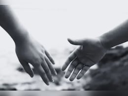 पत्नी की जुदाई का गम नहीं सह पाया पति, आधी रात को फांसी के फंदे से लटक गया