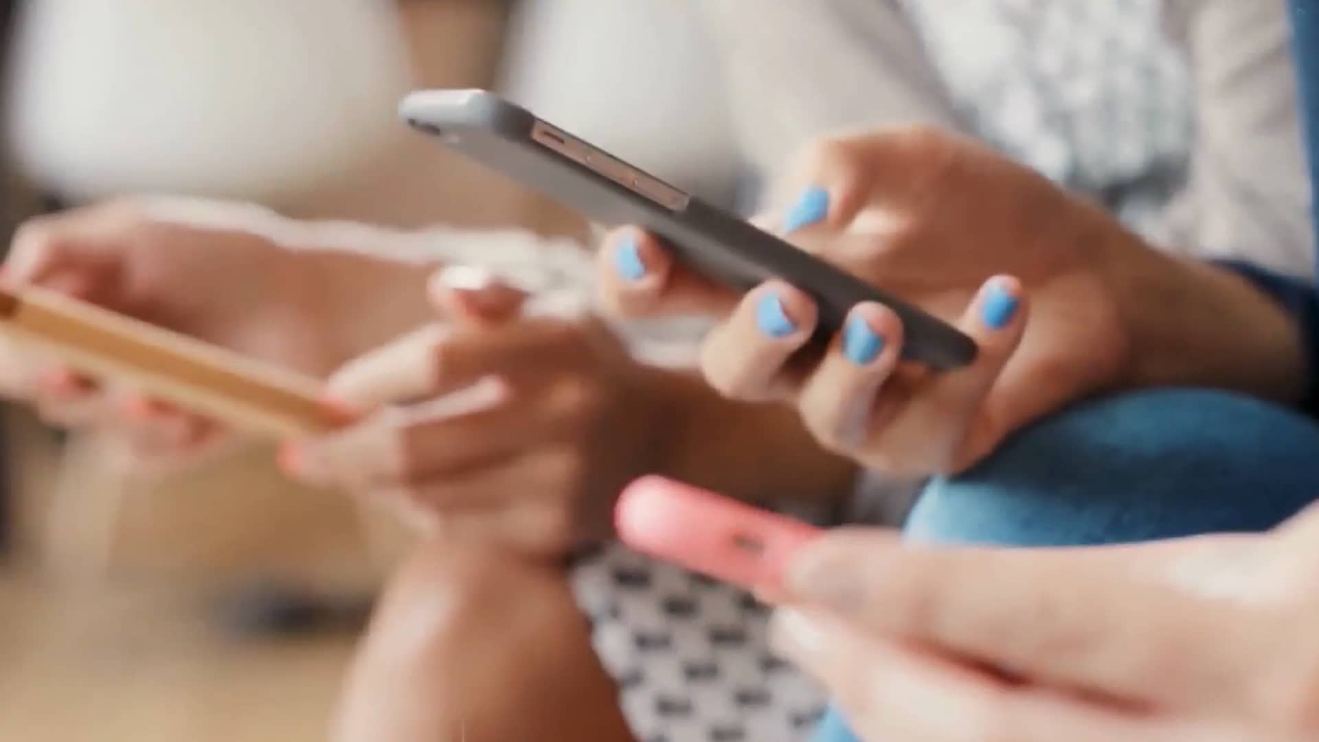 No Camera, Only Keypads: Rajasthan Villages Restrict Women's Phone Use