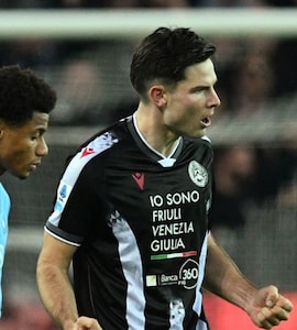 Napoli Stumble At Udinese To Leave AC Milan Top In Serie A