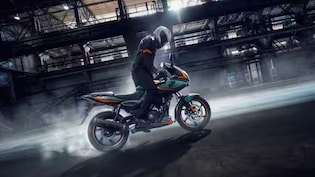 नए अवतार में आई Bajaj Pulsar 220F, फीचर्स देख फैंस बोले- 'वाह भाई वाह'