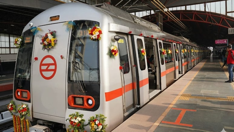 गजब की है ये मेट्रो ट्रेन! दक्षिण कोरिया से आई, अब तक 6 करोड़ को मंजिल तक पहुंचाया और आज भी है फिट