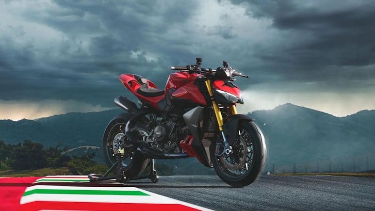 Ducati Panigale V2, Streetfighter V2 Recalled Over Potential Wheel Lockup