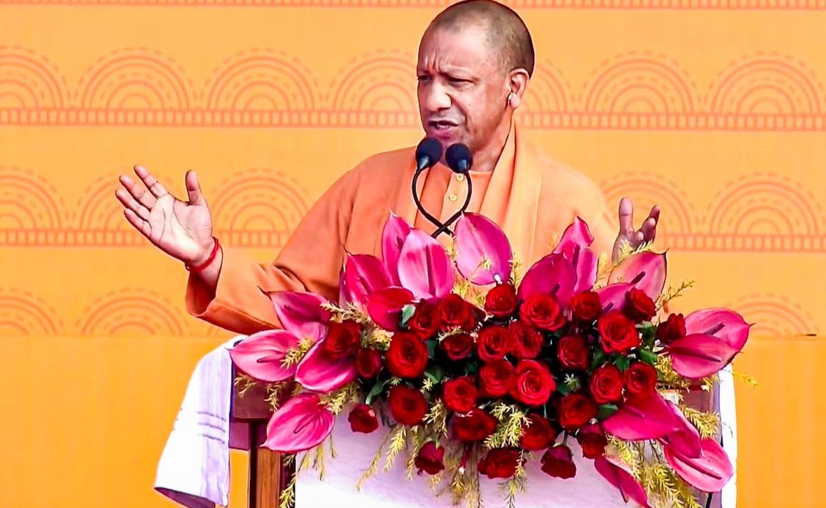 LIVE: दुनिया युद्ध से जूझ रही, हर तरफ डर और दहशत, लेकिन हम सब यहां एकजुट हैं- अयोध्या में सीएम योगी