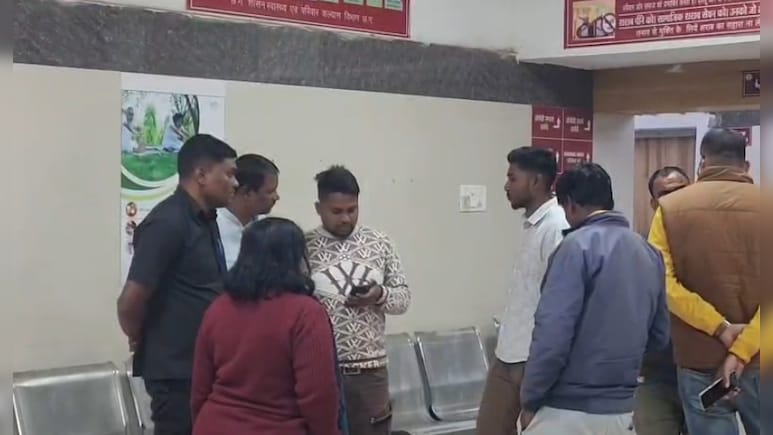 बस्तर विधायक की पत्नी ने नस काटकर की जान देने की कोशिश, अस्पताल में भर्ती