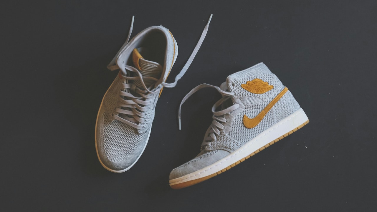 Comfortable footwear to choose to wear for the concert