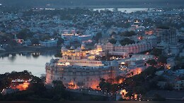 न्&zwj;यू ईयर सेल&zwj;िब्रेशन के ल&zwj;िए उदयपुर तैयार, शराब पीकर हुडदंग मचाने वालों पर पुल&zwj;िस की नजर