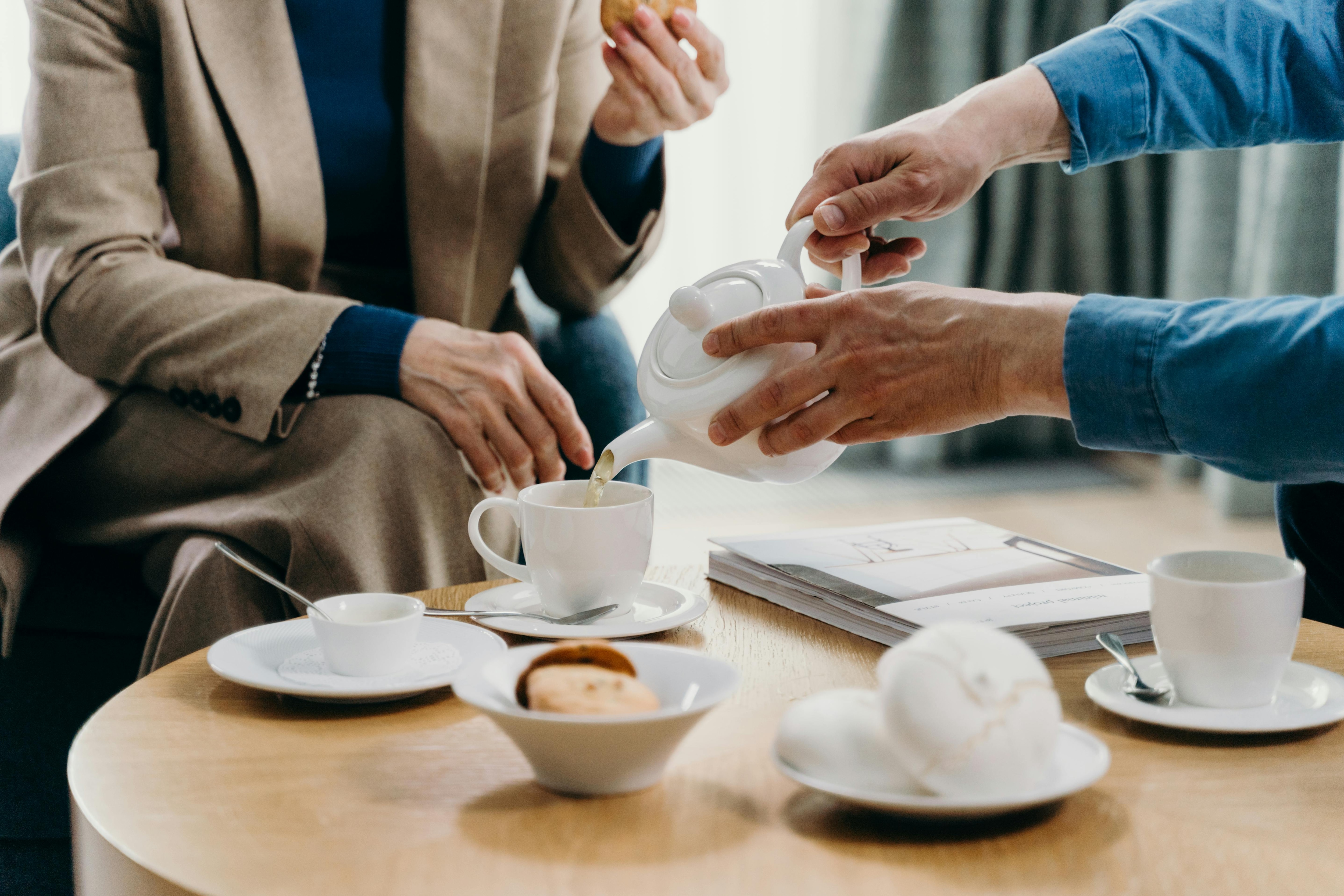 Explore all about how to buy tea cups that do not chip easily