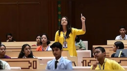 "डॉक्टर&ndash;इंजीनियर ही खुदा नहीं होते", स्पीकर वासुदेव देवनानी बोले- बच्चे दूसरे करियर विकल्प भी देखें