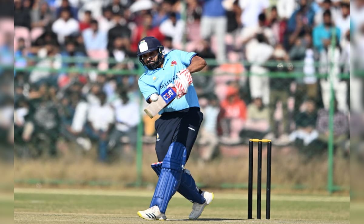 Mumbai vs Sikkim: रोहित शर्मा ने जड़ा तूफानी शतक, हिटमैन शो देख फैंस ने कुछ इस अंदाज में मनाया जश्न