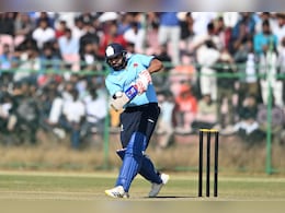 Vijay Hazare Trophy LIVE Updates: विजय हजारे ट्रॉफी में रोहित शर्मा ने मचाया गदर, 62 गेंद पर ठोका तूफानी शतक