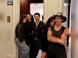 12 फोटो में देखें प्रियंका चोपड़ा का क्रिसमस सेलिब्रेशन, 11वीं फोटो देख कहेंगे- Wow