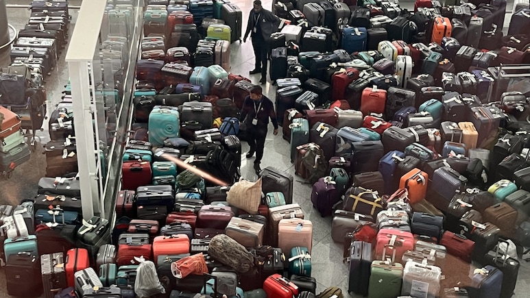 IndiGo Refunds Rs 827 Crore In 2 Weeks, Returns 4,500 Of 9,000 Bags