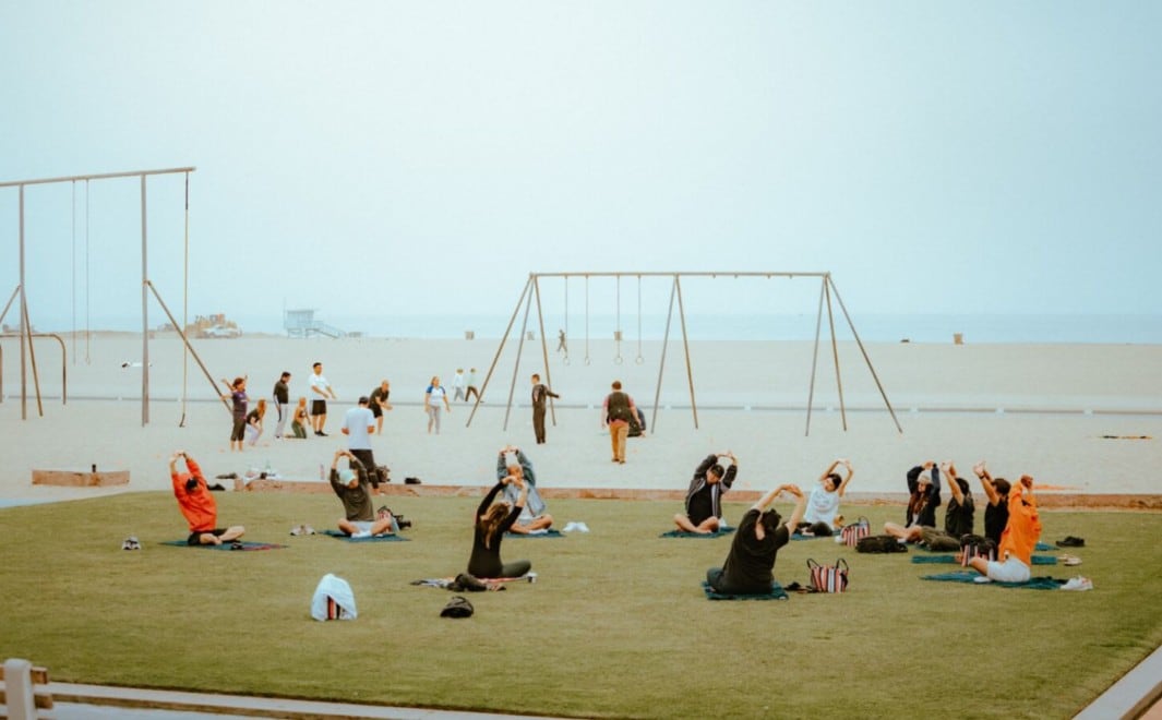 Yoga by the Santa Monica — pure calm. (Photo: Visit California)