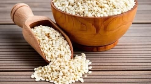 सर्दियों में रोजाना तिल खाने से मिलेंगे अद्भुत फायदे, दिल का रखेगा ख्याल