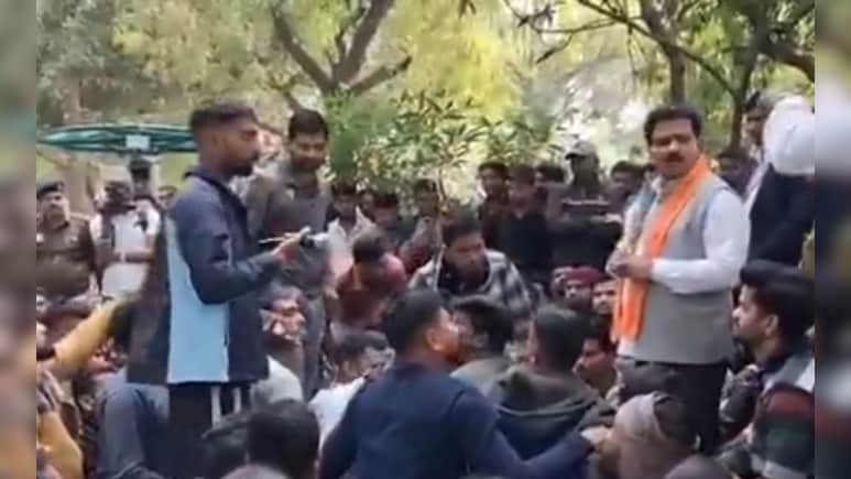 छत्तीसगढ़ पुलिस कांस्टेबल भर्ती 2024-25 पर बवाल, चयन सूची में धांधली के आरोप, उप मुख्यमंत्री विजय शर्मा से मिले अभ्यर्थी