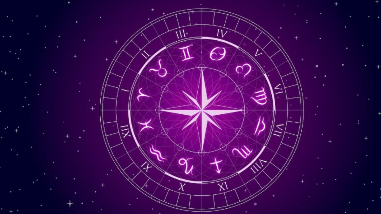 Shukraditya Yog: 2026 की शुरुआत में बनने जा रहा है शुक्रादित्य योग, धनु समेत इन 3 राशियों की पलटेगी किस्मत, खूब कमाएंगे पैसा
