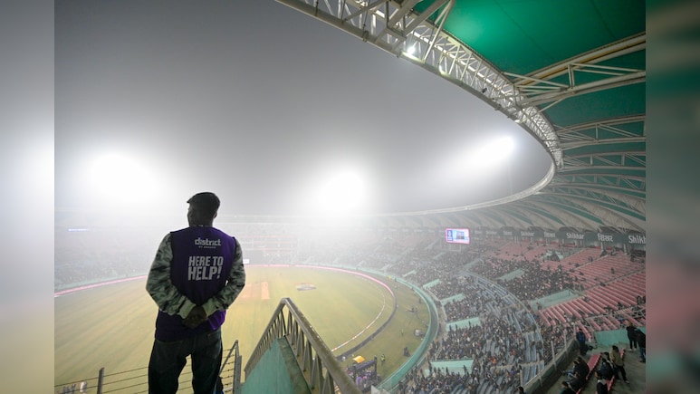 IND vs SA 4th T20I: सूर्यग्रहण से लेकर बॉल ना मिलने तक,  इन अनोखे कारणों से भी रूके हैं मैच