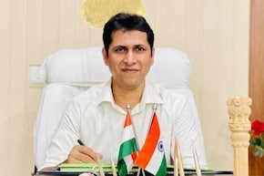 दतिया से लंदन तक सराहना ! इनोवेशन है पहचान, जानिए इस IAS अधिकारी की अनोखी और इंस्पायरिंग जर्नी