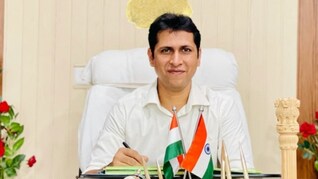 दतिया से लंदन तक सराहना ! इनोवेशन है पहचान, जानिए इस IAS अधिकारी की अनोखी और इंस्पायरिंग जर्नी