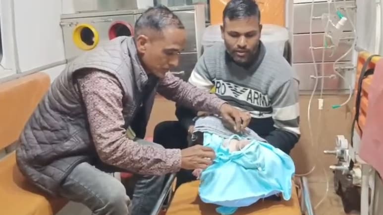 Rajasthan: कड़ाके की ठंड में तालाब किनारे कार्टून में पड़ी थी नवजात बच्ची, रोने की आवाज सुन महिला गई पास और फिर...