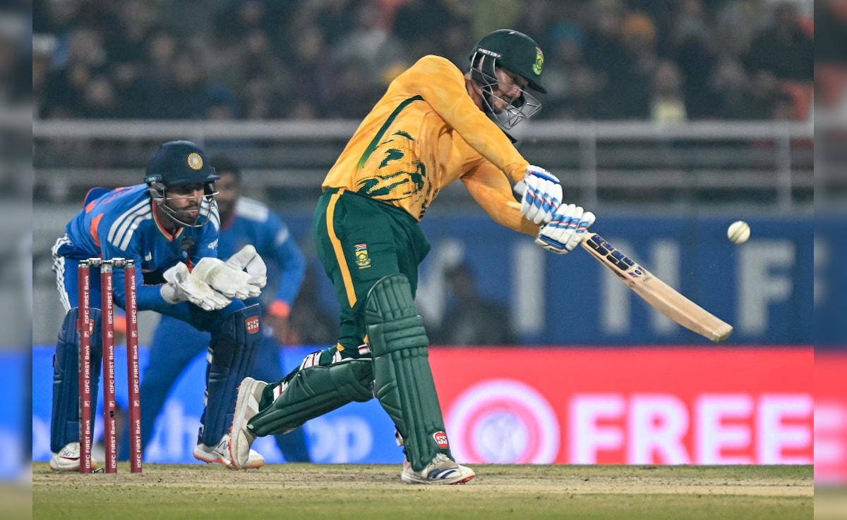 India vs South Africa 2nd T20I LIVE Score: Jasprit Bumrah Leaks 18 In 1 Over; Quinton De Kock Powers SA To Mammoth 213/4