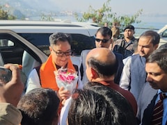 पीएम मोदी ने अजमेर शरीफ दरगाह के ल‍िए भेजी चादर, क‍िरेन र‍िजिजू पहुंचे अजमेर