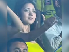 और कैमरा उन पर फिदा हो गया... इस साल क्रिकेट मैच की 'मिस्ट्री गर्ल्स' से मिलिए