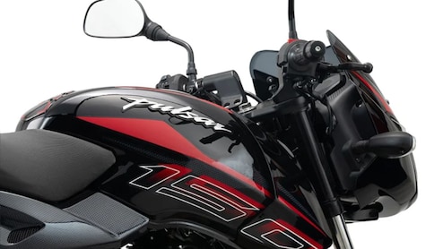 Photos में देखिए नई Bajaj Pulsar 150 के दमदार लुक्स और फीचर्स