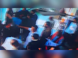 कांग्रेस की बैठक में हंगामा और धक्‍का-मुक्‍की, जमकर गाली-गलौज