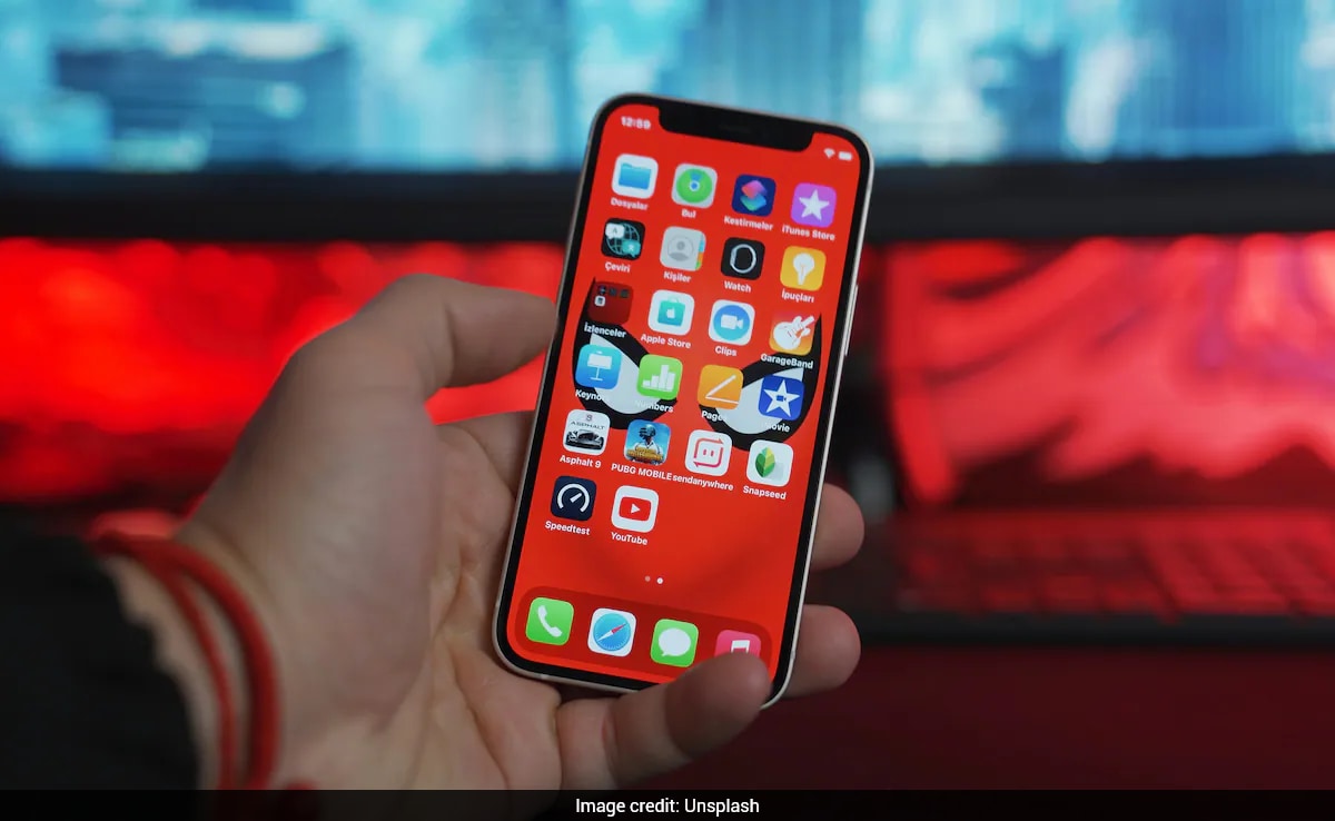 Digital Detox May Slow Aging, Study Finds