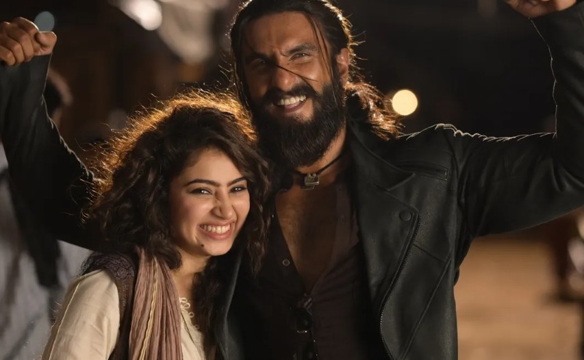 Dhurandhar Box Office Collection Day 4: दिन चार और कमाई धुंआधार, रणवीर सिंह की फिल्म 5 दिन में 150 करोड़ पार!